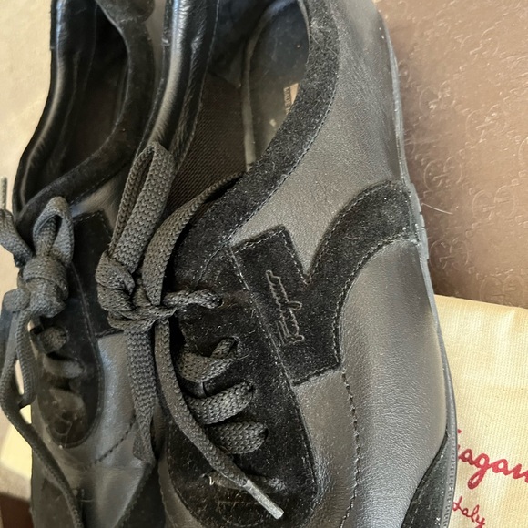 Women size 8 Gently worn dust bag included Salvatore Ferragamo Sneakers - Picture 2 of 6
